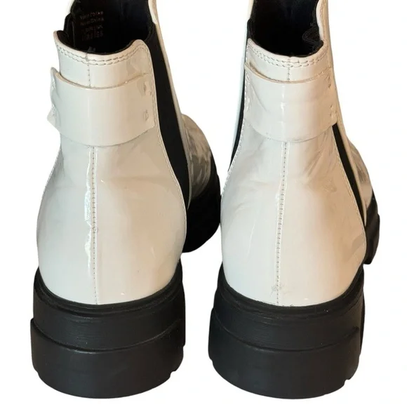 ALDO Womens White Ankle High Chunky Sole Chelsea Rain Boots Size 8 - Picture 5 of 7